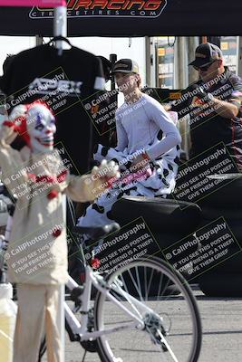 media/Oct-31-2025-CVMA Friday Practice (Fri) [[e9defcbea4]]/1-Around the Pits/